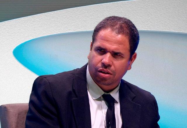 256199